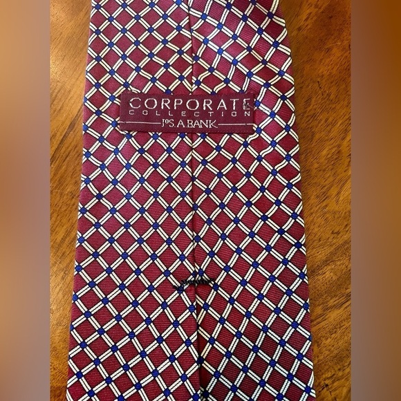 Jos. A. Bank Corporate Collection Burgundy Blue Soft White Made in USA Silk Tie - Picture 3 of 6
